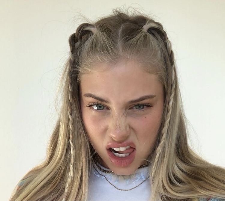 Overcalmx    CJ5NS1TFPaw    