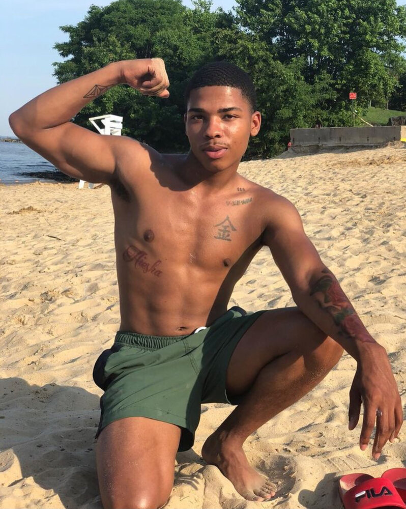 1F0A0ECF 3CFD 46A1 ADEE D503E163D2C5