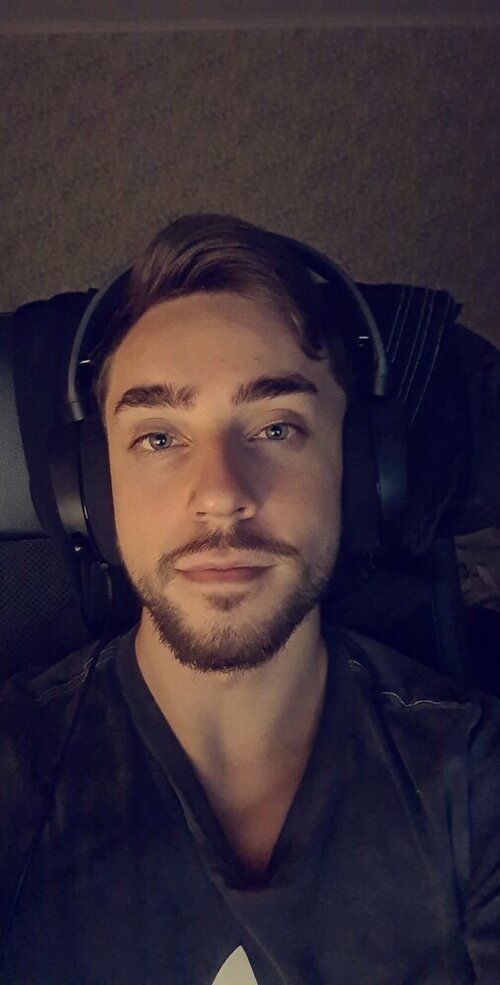 Snapchat 1269409986
