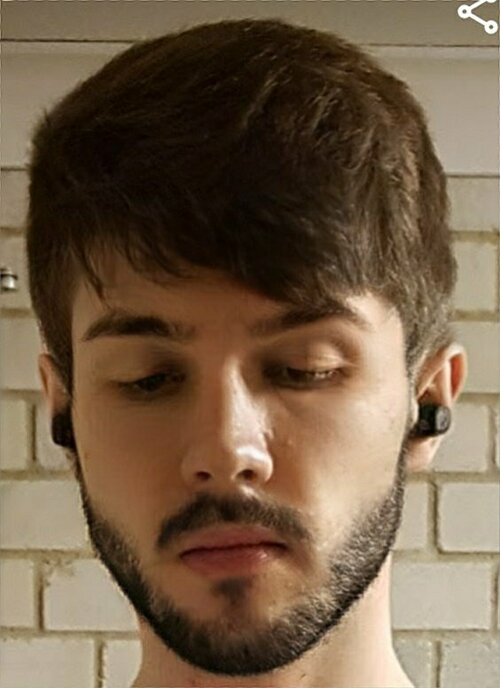 FaceApp_1610819273273.jpg