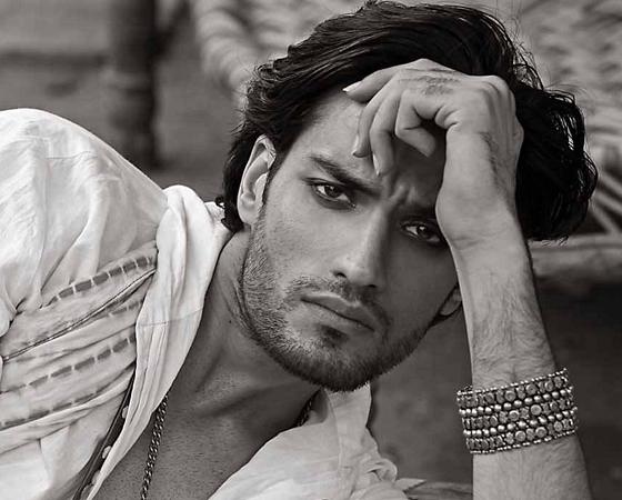 FFF8CB28 7ED2 4456 9917 BE30885975A2