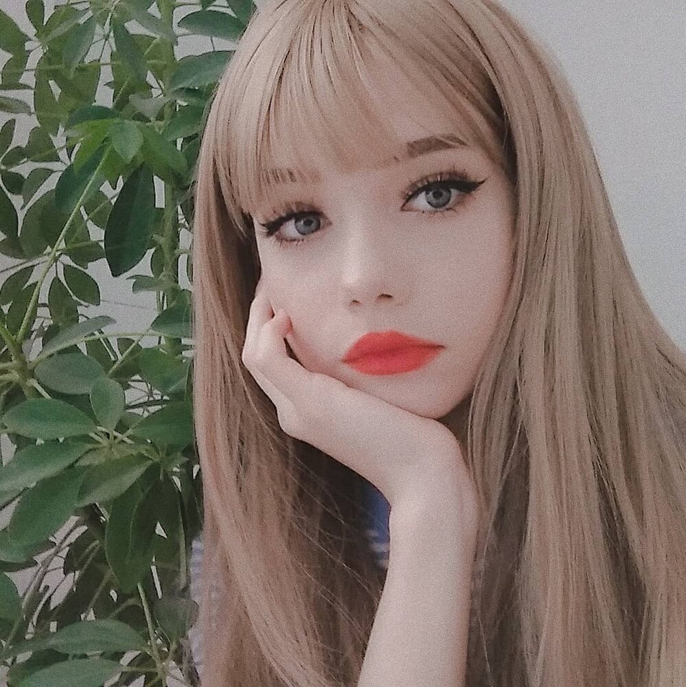 Aniya    BrNV3frB8Ae    1