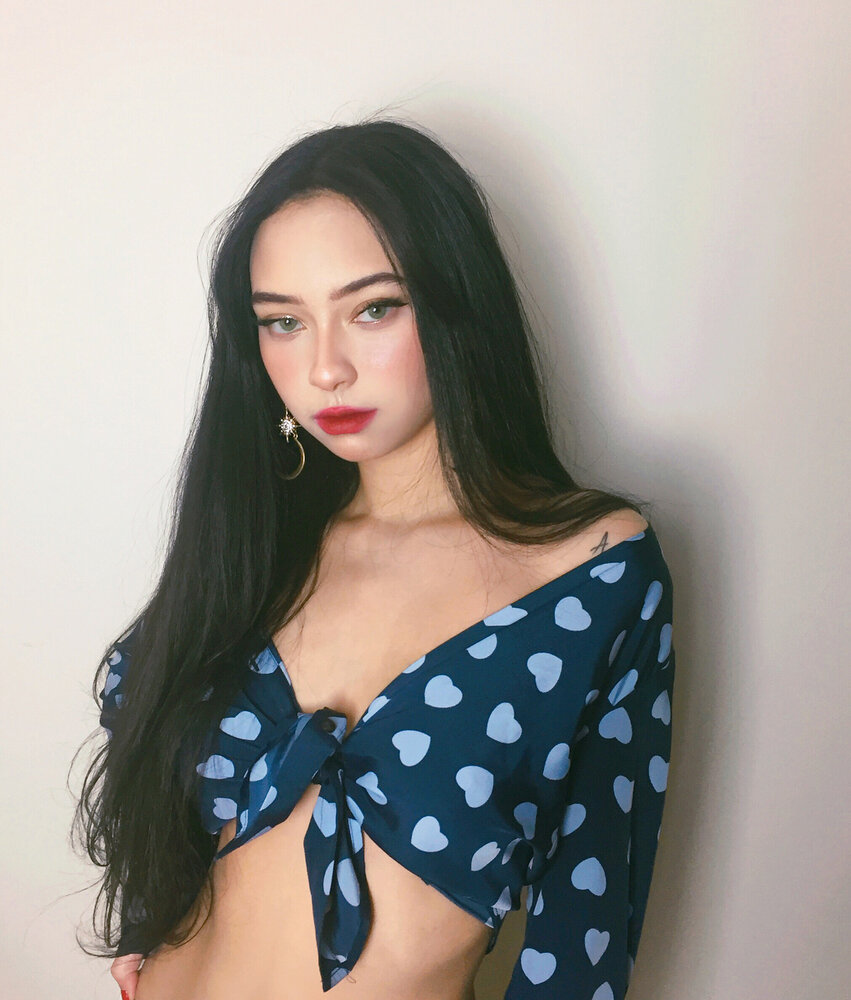 Fairyalexx    BgCWGybj31o    1