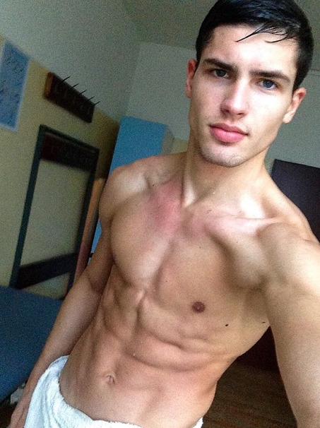 Dee3571ad9157acc65b8cbe9f2dcc099