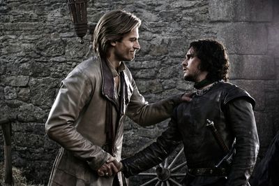 L arrogant jaime salue moque jon snow
