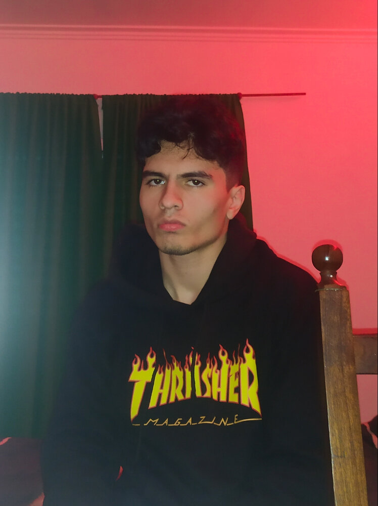 A43E34DF F327 4119 8923 814D1C1C5DD5