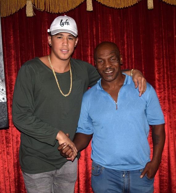 Devin Booker Phoenix Suns 570