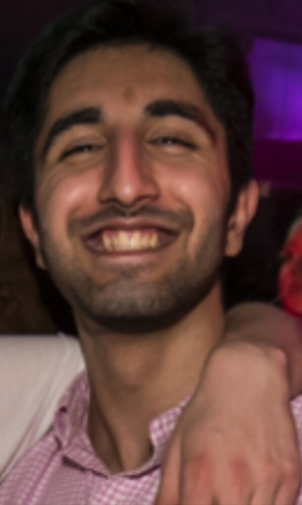 F2B5E9E4 BBE0 4752 AFE7 511873967E07