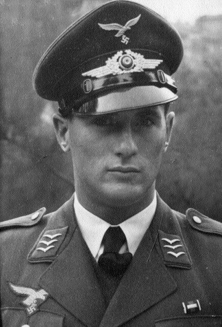 Eb094a582ca10e937cc115f7b535252d