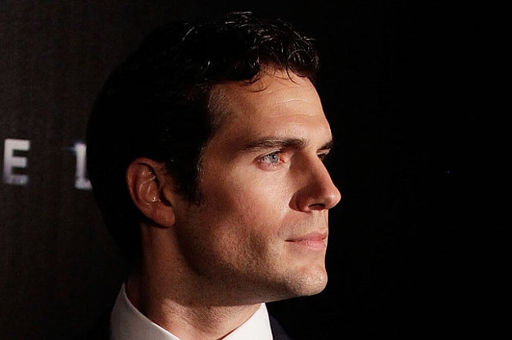 19 times henry cavills jawline was out of control 2 23291 1451153003 16 dblbig