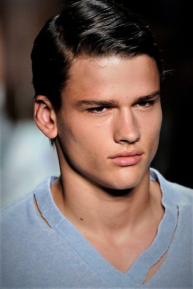 18FE0EF3 9D9E 4833 8A0D 6AEE7F0654BB