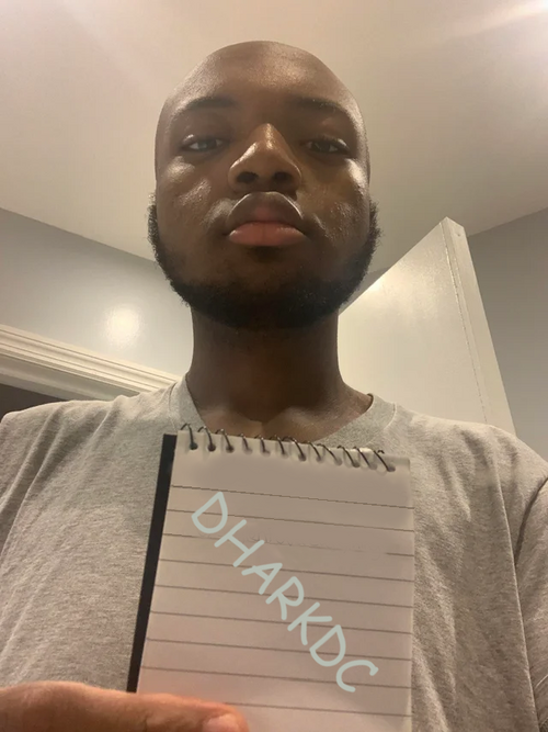 DO I LOOK LIKE KANYE