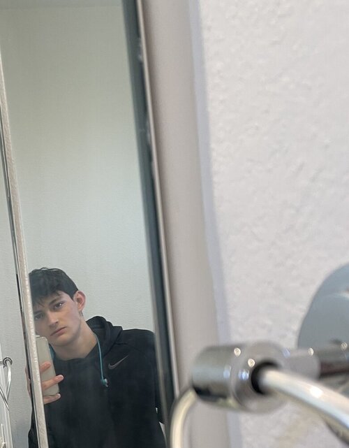 94F5DF94 1BBD 4C80 98A3 1160B2423ACA