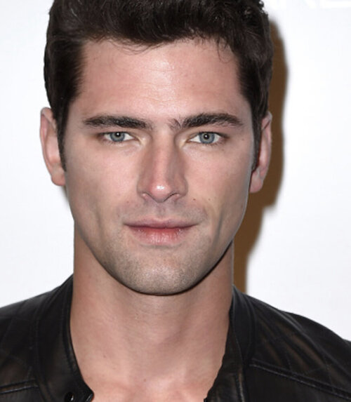 0E5D12C9 A550 4A6F 8A98 1C7D50B43F76