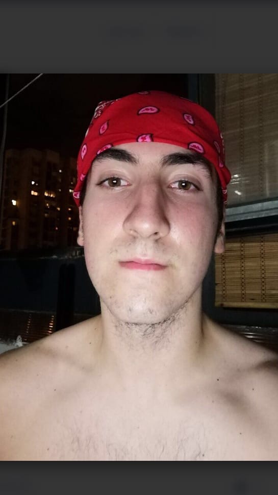 F51BBC3A 85AC 4E1A 9DA9 9A3F634FE827