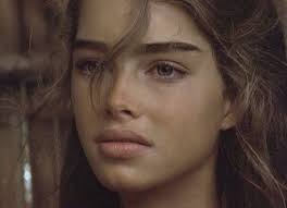 Straight #brows #natural #2017 #2017trends | Brooke shields, Straight  eyebrows, Straight brows