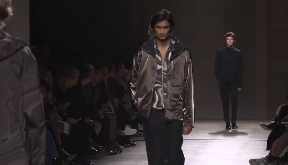 AAFC337D 016A 4AA6 AD23 94A889993AF3