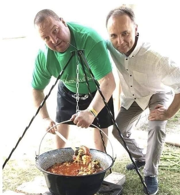 799EE211 58EB 4DBE 8CBA CFF93E7EDC84