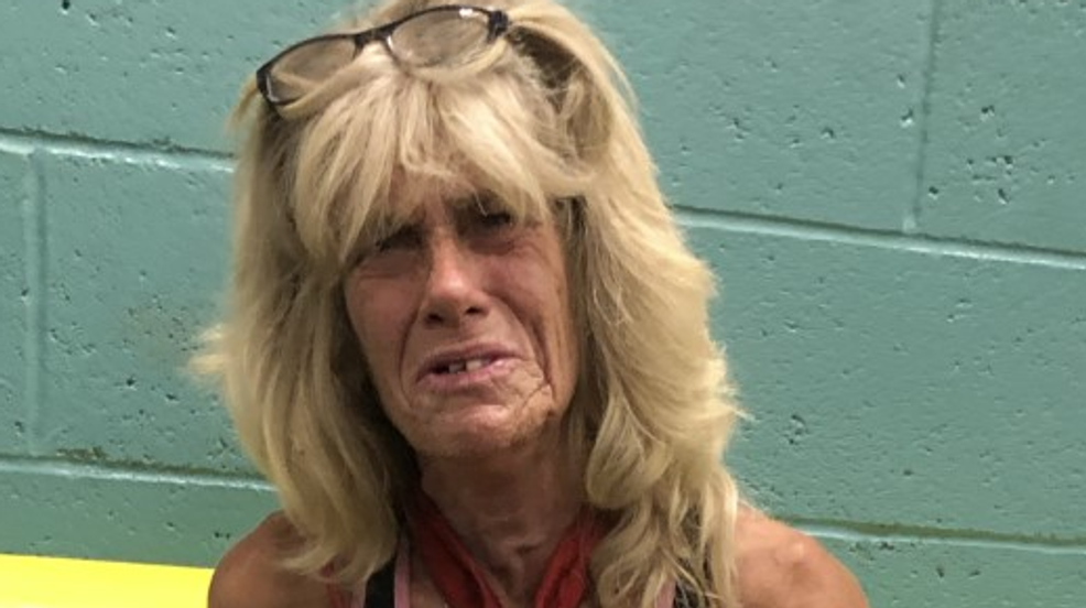 8155916F C7F6 4A7E 8076 DFE2A6704269