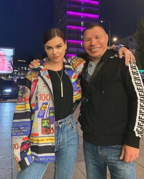 2E03E6D3 0AF3 4843 86A0 05DF5F4C3821