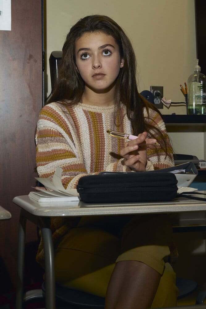 19 09 tiktok haley 033