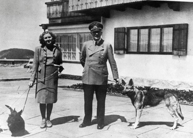 0 Hitler and Eva Braun