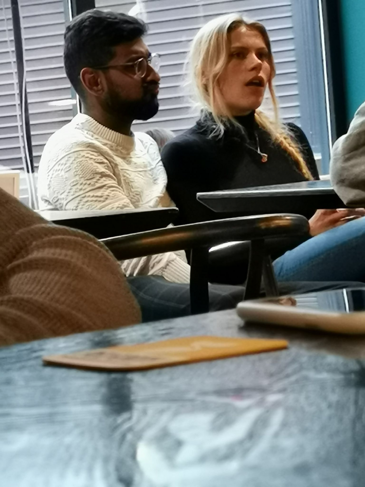 587E4DE5 92B4 447D BC3F DC69F0032E86