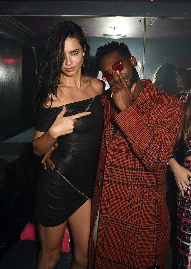 19bed68822f892efa23b705d4ba9d7de