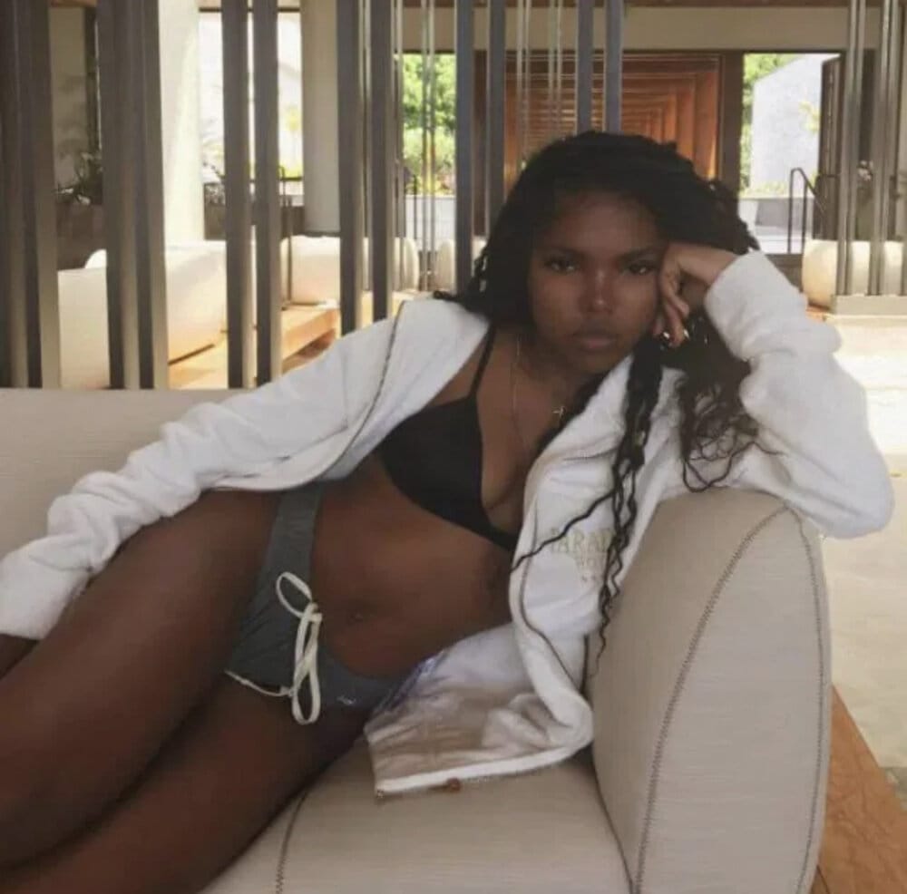 19F52D81 5305 4913 BD60 0F85AB5A0AAB