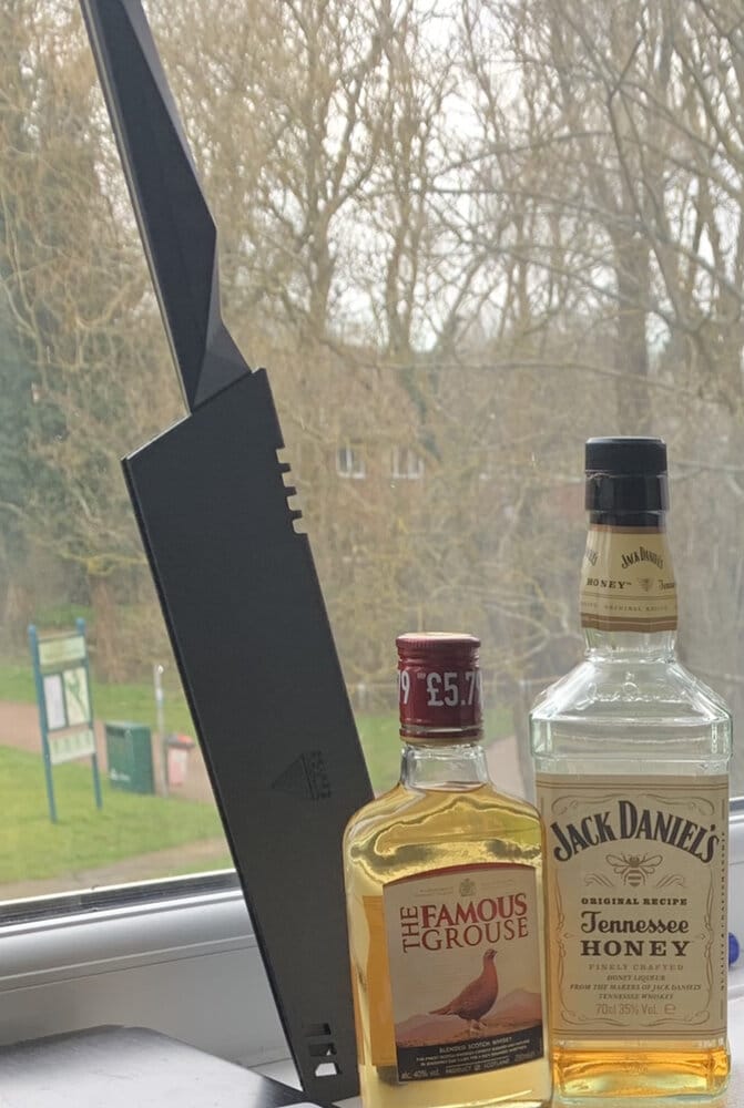 D7023548 301F 415D B560 39A7F24FB745