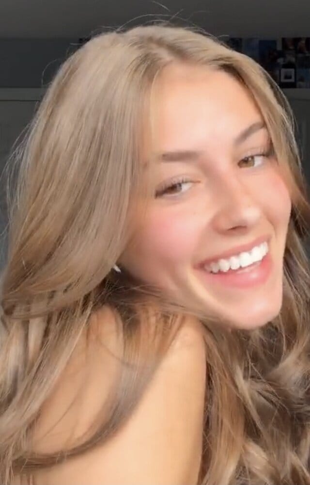 A1D4C913 FBBB 4DFA 9428 BEA20C948311