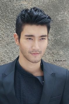 B007fb755c0d7b4d9bf624601ce57071  korean men hairstyle asian men hairstyles
