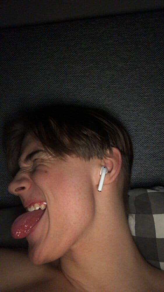 D8768669 FC13 492C AB62 D977AA5C886D