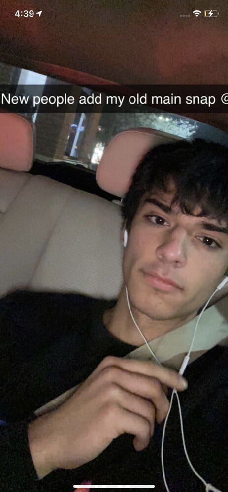 Snapchat 1355457983
