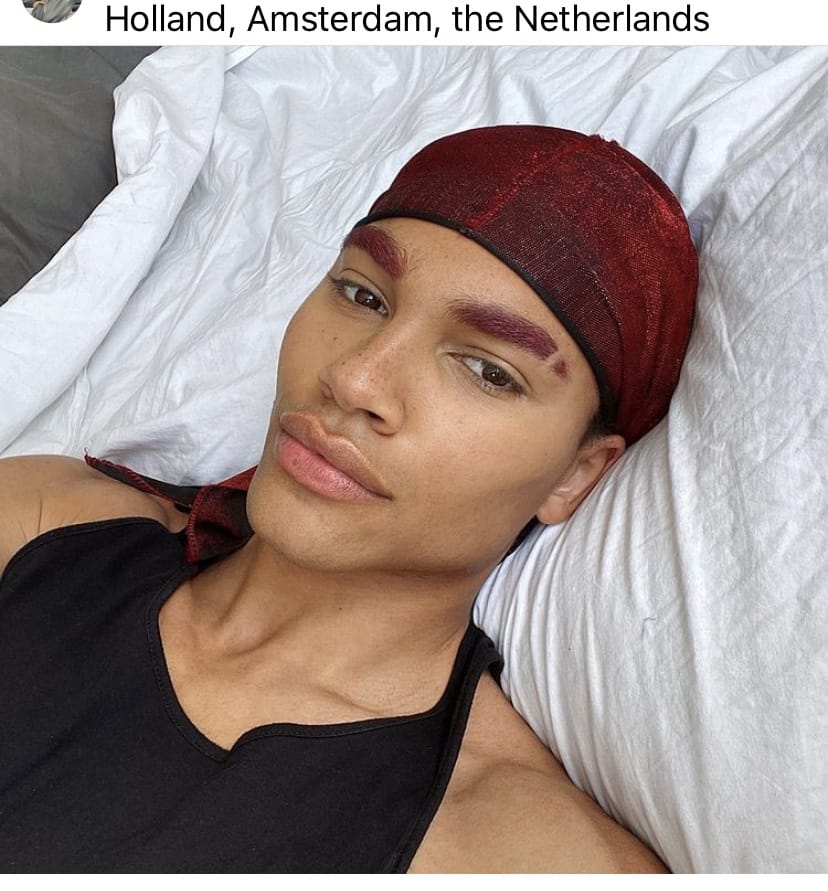 2ECB50E1 6859 4521 AD5C 2E6F46FD2866