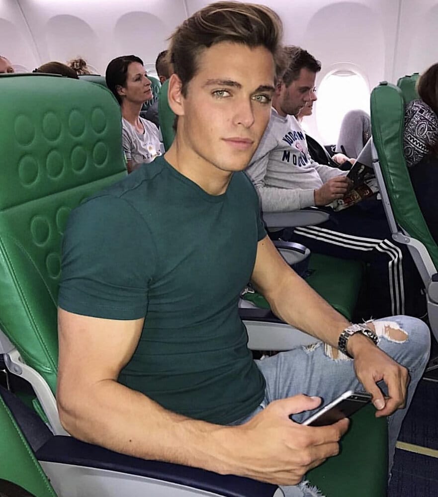 43A73A0C 8340 48BC A0BC 33ED9F31346A