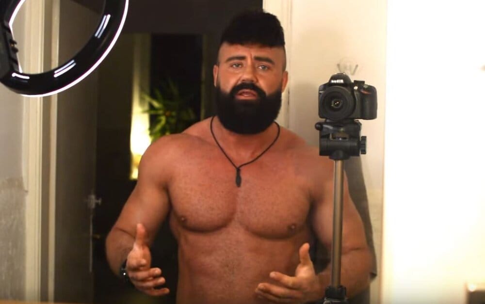 Hkhmnbmhnmb