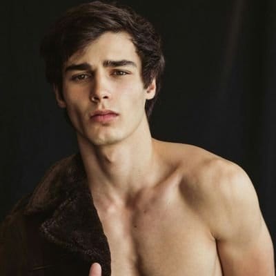 FB582B20 11F8 4B36 9243 73633B630C14