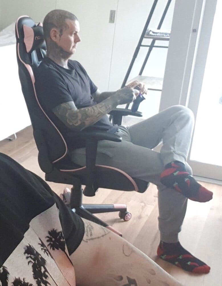 B6F116AF ED91 4F9E B3A9 7D00B713F36D