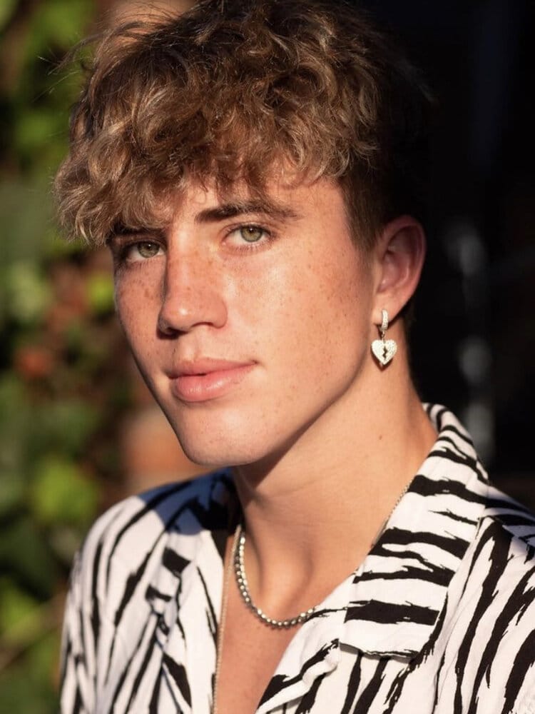 DF91DCF9 7568 4F38 8239 03CFA19CD90C