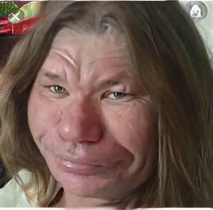 F225BF4D 0802 488E A7B9 3C5080F1F498