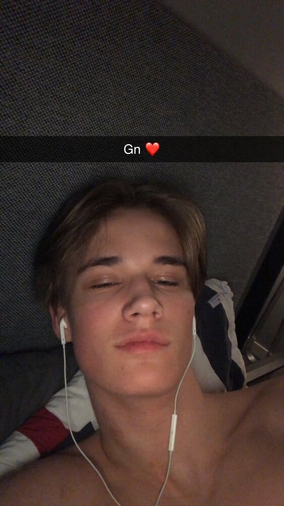 FA3F825E E1C1 464C B6A8 133F00BC3AAE