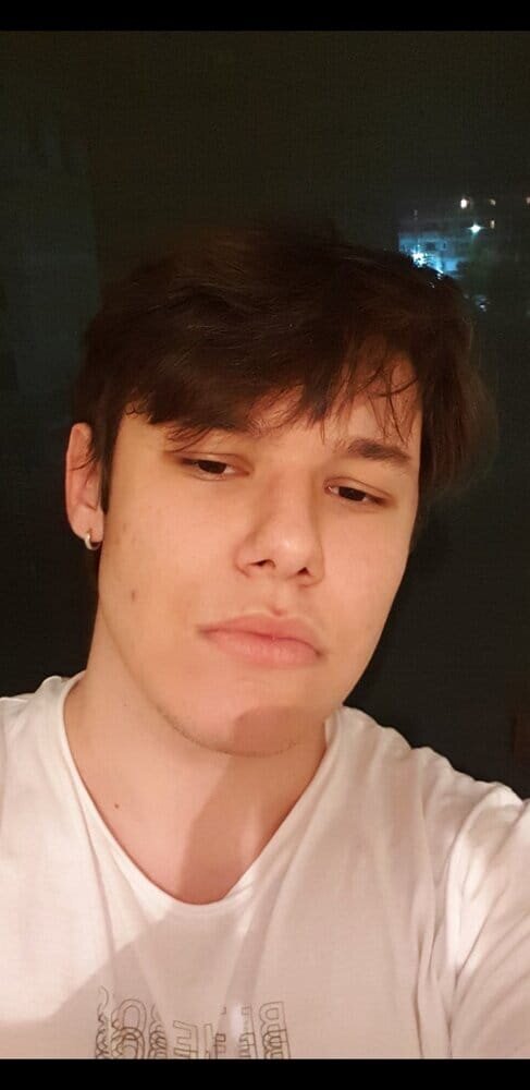 looksmax.jpg