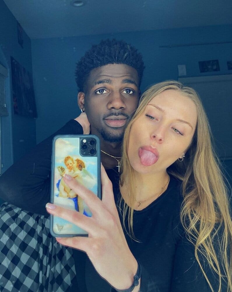 25632A2C 11E7 4E7D 8D7F 66B05B787E5D