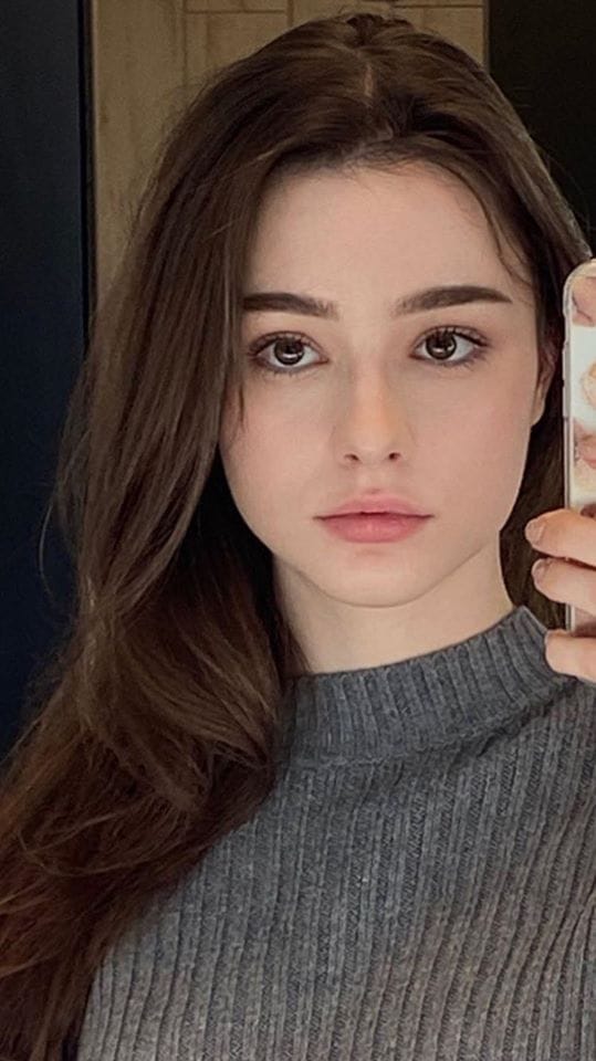 FF6C5CB7 C377 4AD2 8C9F 6C622CB9181D