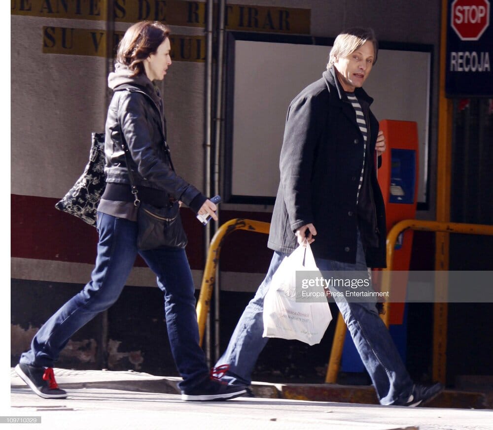 Viggo candid