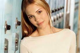 Leslie Bibb - biography, photo, age, height, personal life, news,  filmography 2021