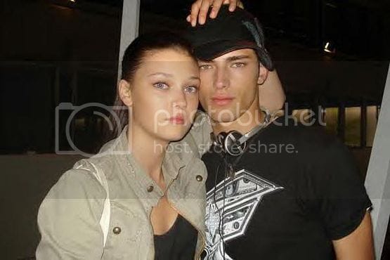 CE5C06BA 8862 4CE8 973D DAA3C8E620D5