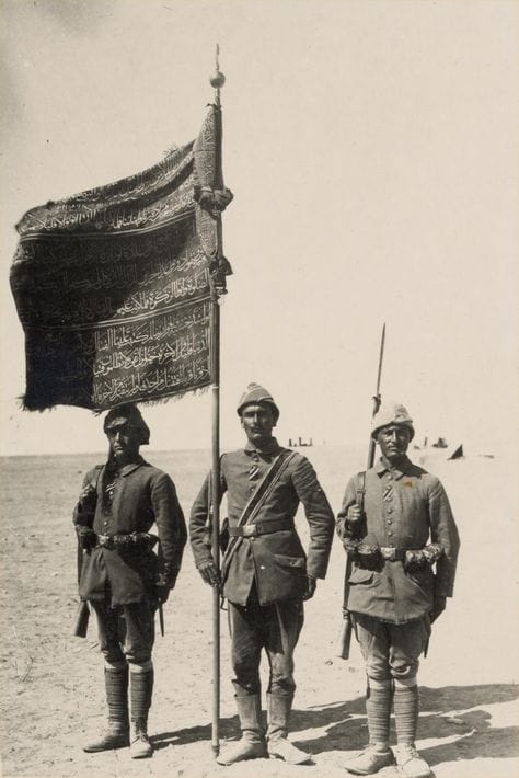 52e2503f6842bb073e3927fdaddf2066  turkish soldiers turkish army