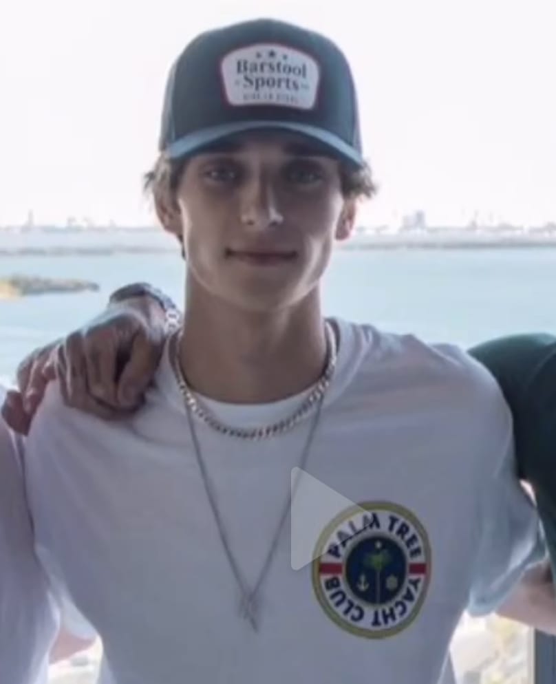 70DCCFF5 8F5B 450E 9714 CF787ABE54C2